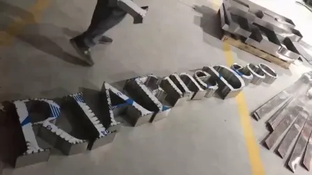 Coffee Shop Grandi insegne in acciaio inossidabile per esterni, lettere scanalate non illuminate